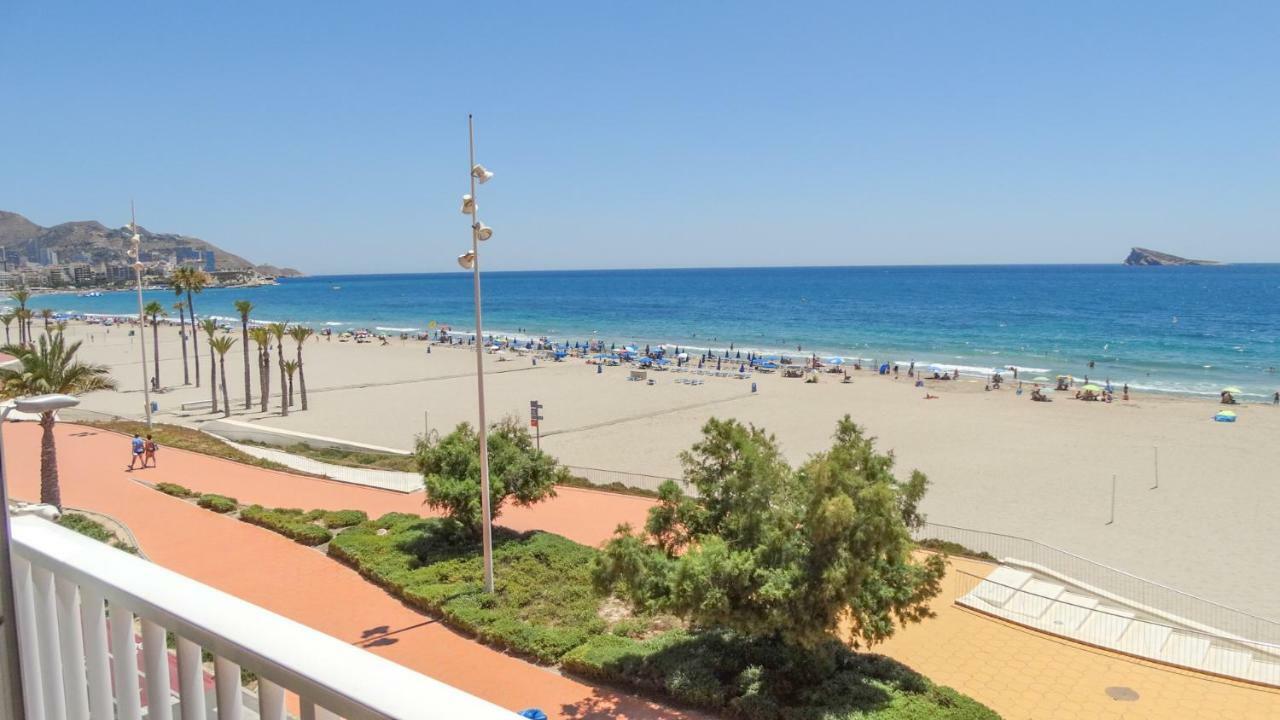 Montesol Primera Linea Trg Benidorm Kültér fotó